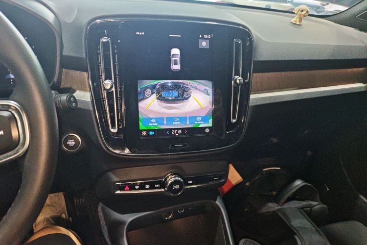 沃尔沃XC40 2023款 B3 智远豪华版局部细节16