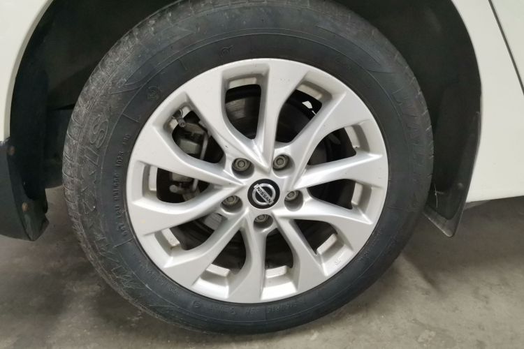 日产 轩逸 2022款 经典 1.6XL CVT豪华版车身外观6008