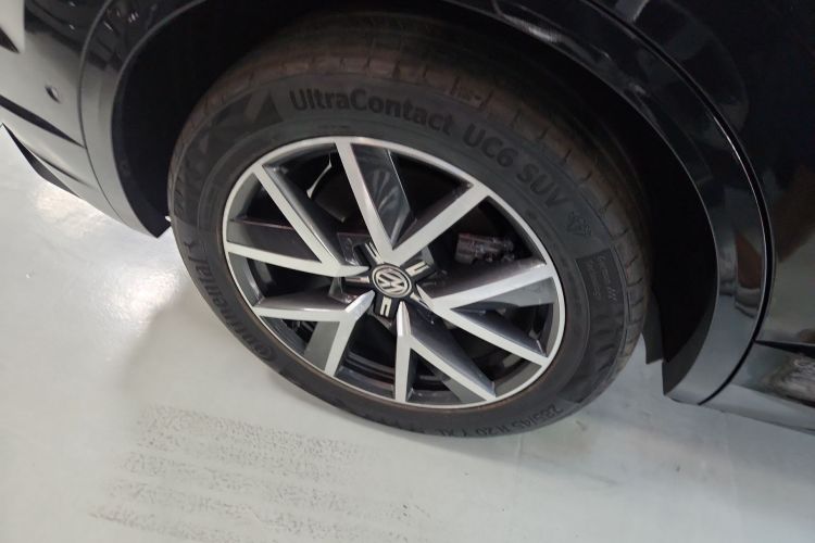 大众 途锐 2020款 3.0TSI 锐享版 国VI车身外观56