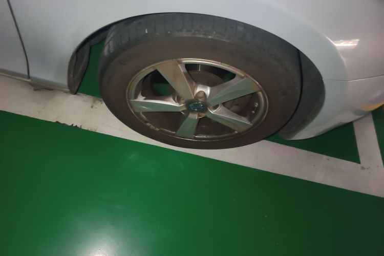 沃尔沃V40 2016款 T3 智逸版车身外观10