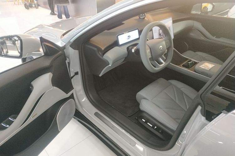 蔚来ET5T 2025款 75kWh Touring中控内饰7003