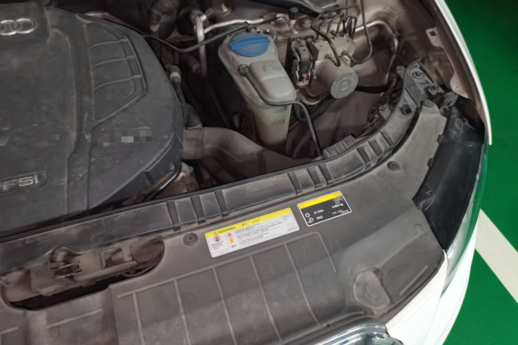 奥迪Q5 2017款 Plus 40 TFSI 技术型局部细节9007