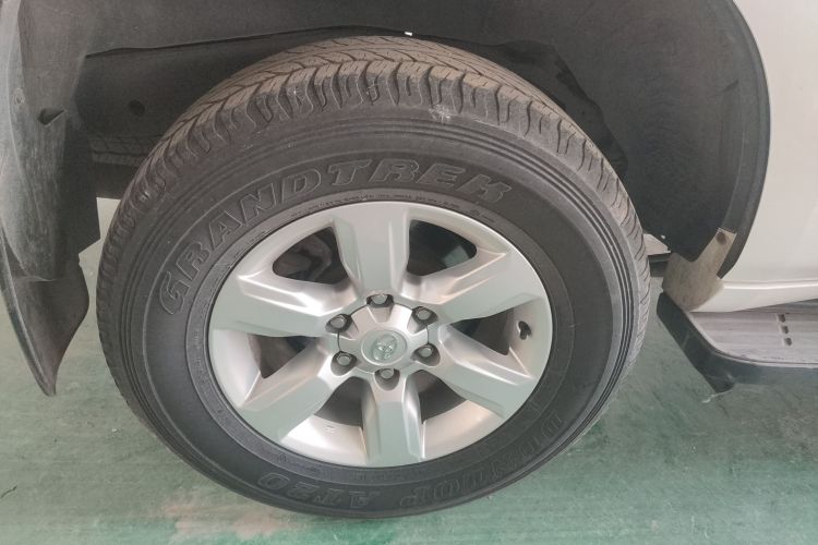 丰田 普拉多 2016款 2.7L 自动标准版车身外观6008