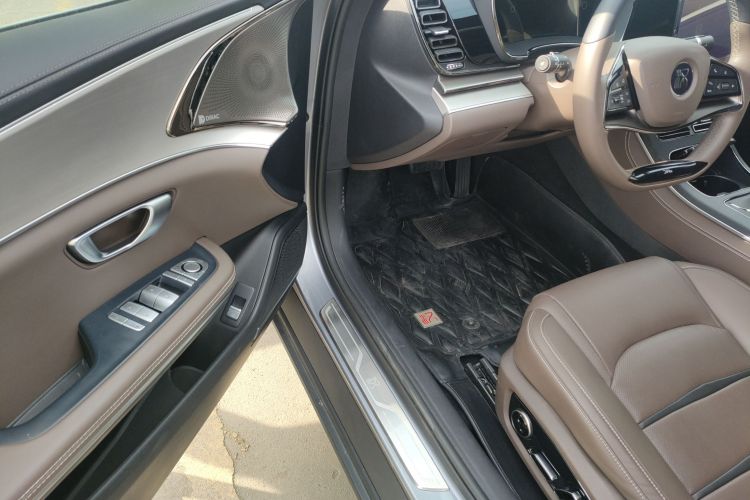 比亚迪 汉 2021款 EV 标准续航版豪华型中控内饰20