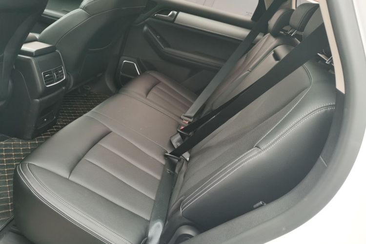 比亚迪 唐 2019款 2.0T 自动智联尊贵型 5座 国VI中控内饰21