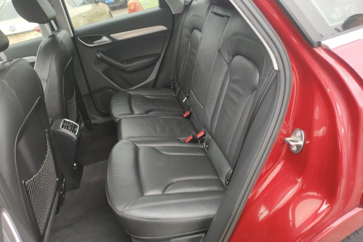 奥迪Q3 2015款 35 TFSI 舒适型中控内饰7004