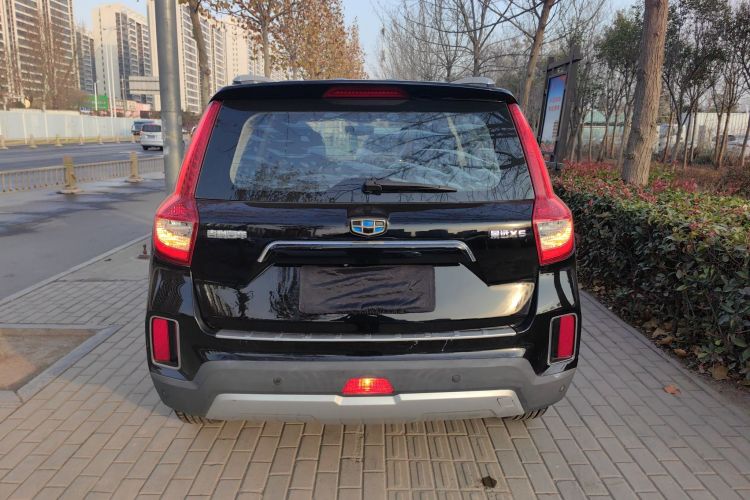 吉利汽车 远景X6 2016款 1.8L 手动豪华型车身外观6