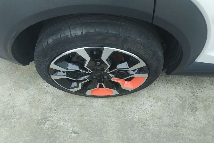 领克06 2020款 1.5T 耀Halo车身外观6008