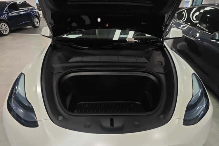 特斯拉 Model Y 2024款 后轮驱动版机舱底盘24
