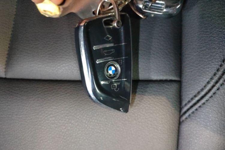 宝马X1 2019款 sDrive20Li 领先型中控内饰11