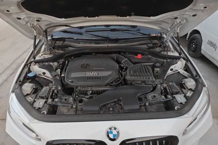 宝马1系 2022款 120i M运动曜夜版局部细节24