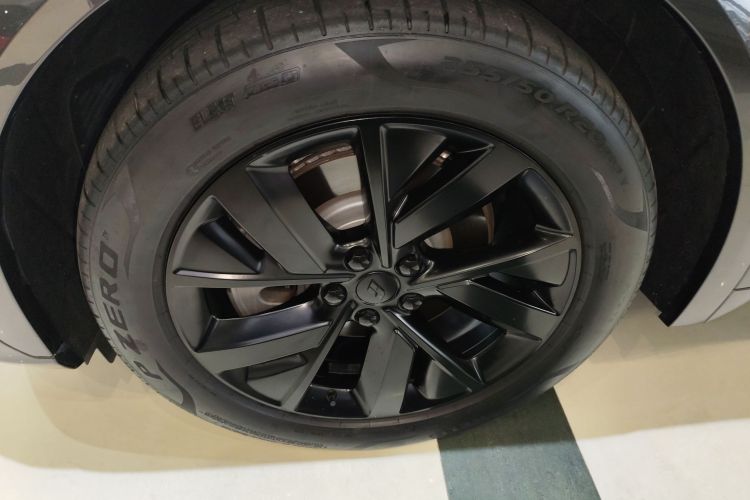 理想汽车 理想L7 2023款 Pro车身外观6007