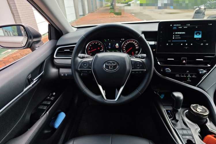 丰田 凯美瑞 2021款 2.0S 锋尚版局部细节13