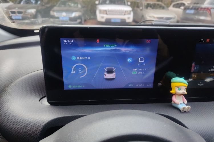 五菱汽车 五菱缤果 2023款 203km 轻享款中控内饰14