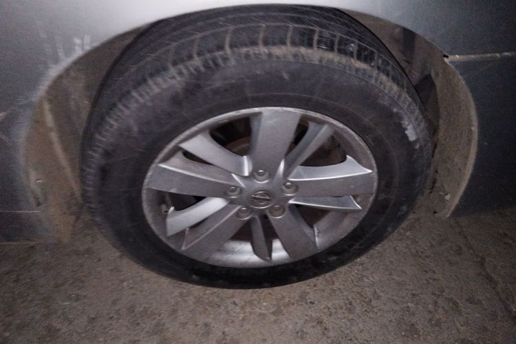 日产 天籁 2011款 2.5L XL领先版车身外观6007