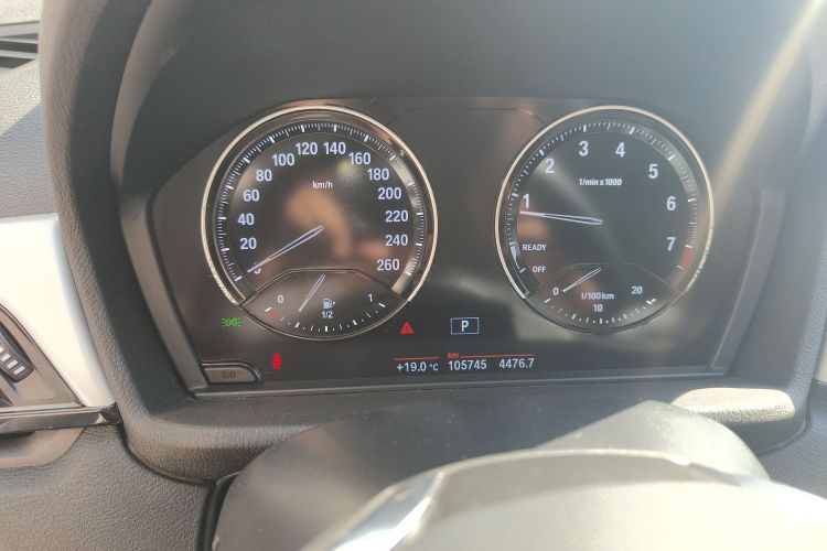 宝马X1 2019款 sDrive20Li 领先型中控内饰14