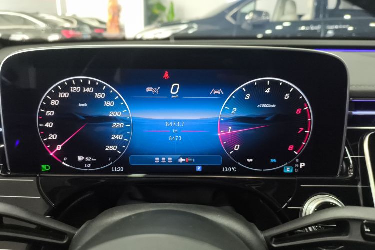 奔驰E级 2024款 E 260 L中控内饰14