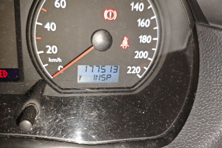 大众 Polo 2009款 劲情 1.6L 自动风尚版中控内饰15