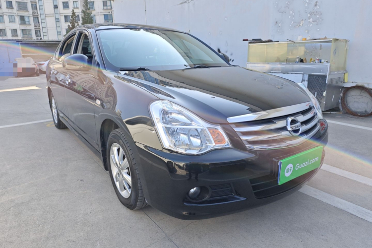 日产 轩逸 2019款 经典 1.6XE+ CVT智联领先版车身外观3