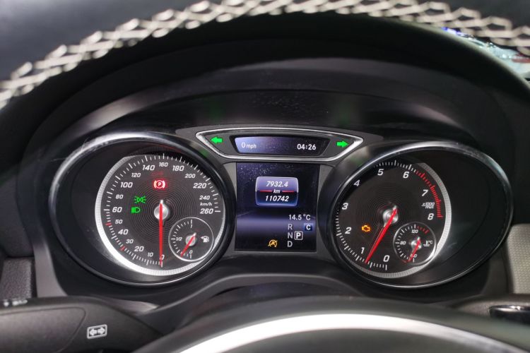 奔驰CLA 2017款 改款 CLA 200 动感型局部细节14