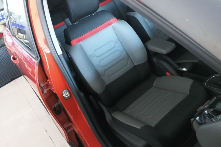 雪铁龙 云逸 C4 AIRCROSS 2018款 350THP 自动互联网逸智版局部细节41