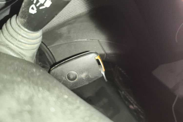 五菱汽车 五菱宏光 2014款 1.5L S标准型中控内饰7001