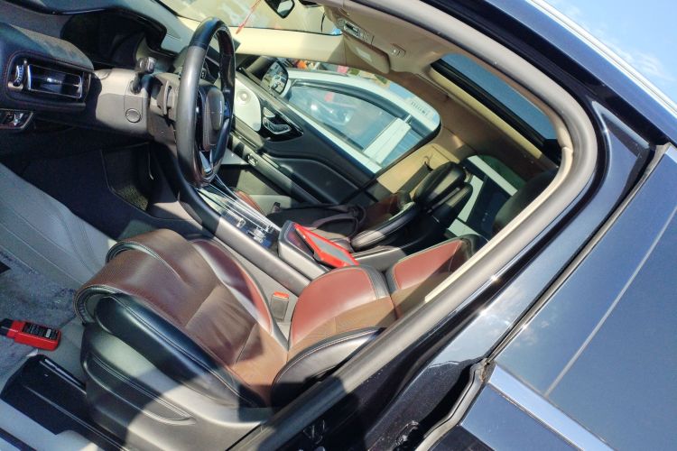 林肯 飞行家 2021款 3.0T V6 四驱MONO限量版局部细节19