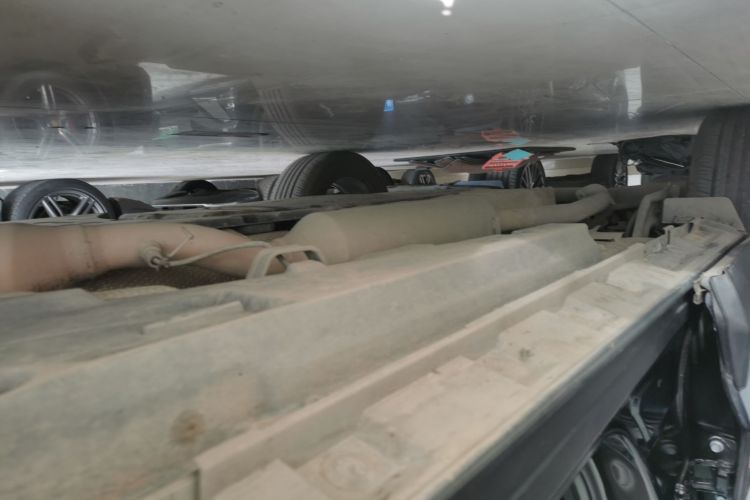 丰田 RAV4荣放 2023款 双擎 2.5L E-CVT两驱精英Plus版局部细节9001