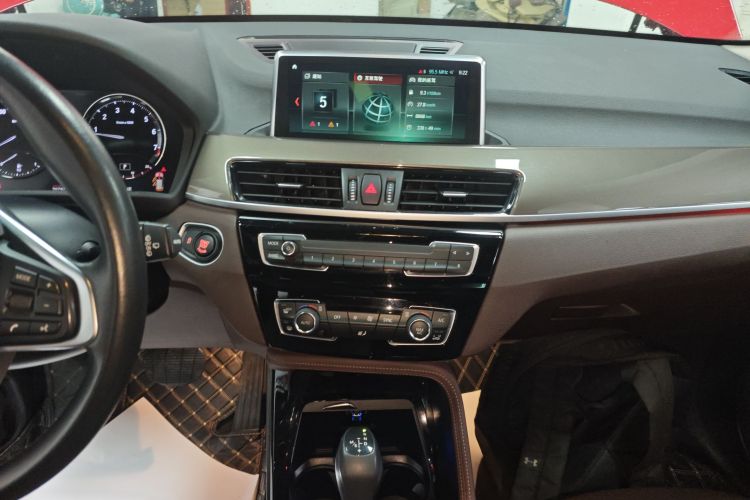 宝马X1 2019款 xDrive20Li 尊享型局部细节16