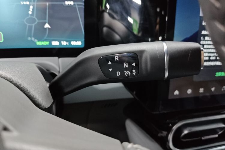 零跑汽车 零跑C01 2023款 525舒享版中控内饰18