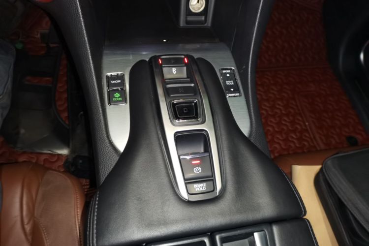 本田 冠道 2017款 370TURBO 四驱尊享版中控内饰18