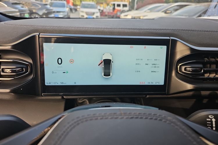 蔚来EC6 2020款 605KM 运动版中控内饰14