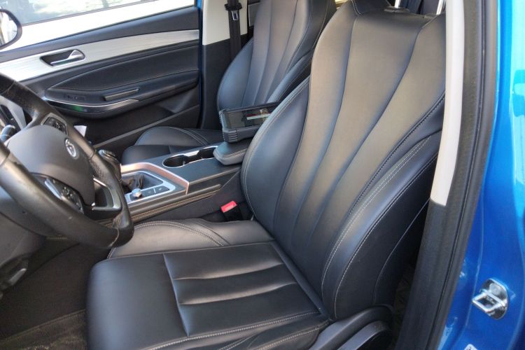 奇瑞 艾瑞泽5 PLUS 2021款 小AI 1.5T 手动型PLUS中控内饰19