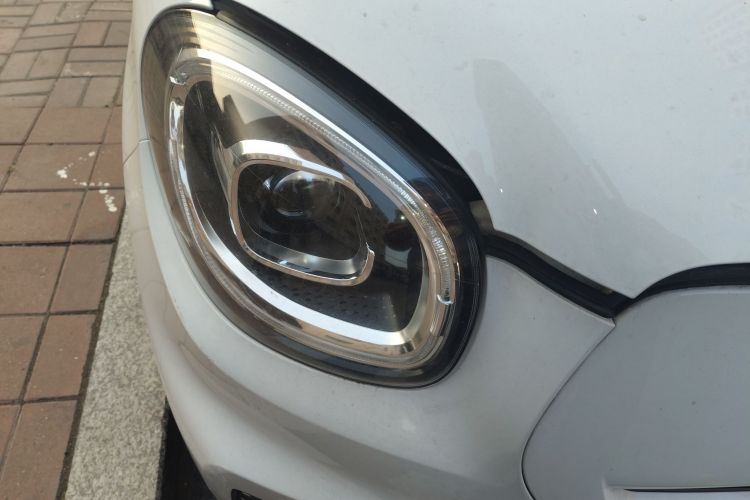 零跑汽车 零跑T03 2021款 400轻享版 三元锂车身外观8