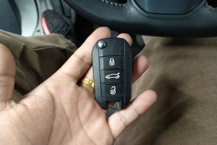 标致408 2018款 350THP 自动豪华版中控内饰11