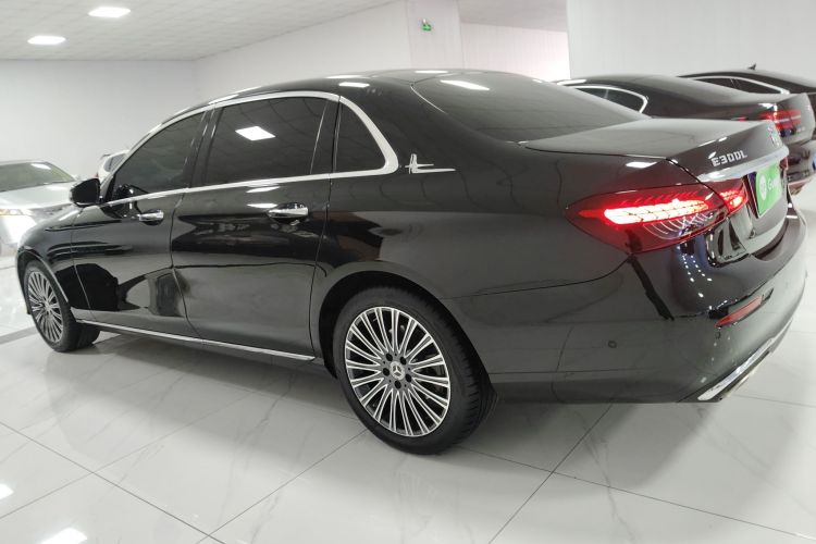 奔驰E级 2020款 改款 E 260 L车身外观6003