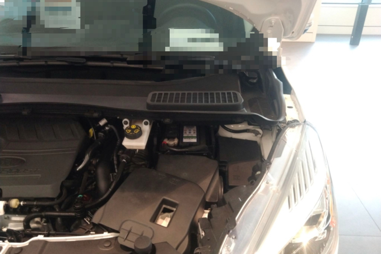 福特 翼虎 2019款 EcoBoost 180 两驱铂翼型 国VI机舱底盘26