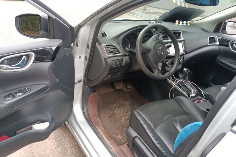 日产 轩逸 2016款 1.6XV CVT智享版中控内饰20