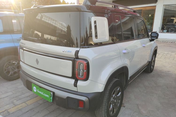 宝骏悦也Plus 2024款 智尊版 4座车身外观7