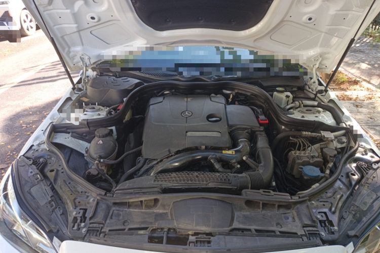 奔驰E级 2015款 E 260 L 运动型局部细节24