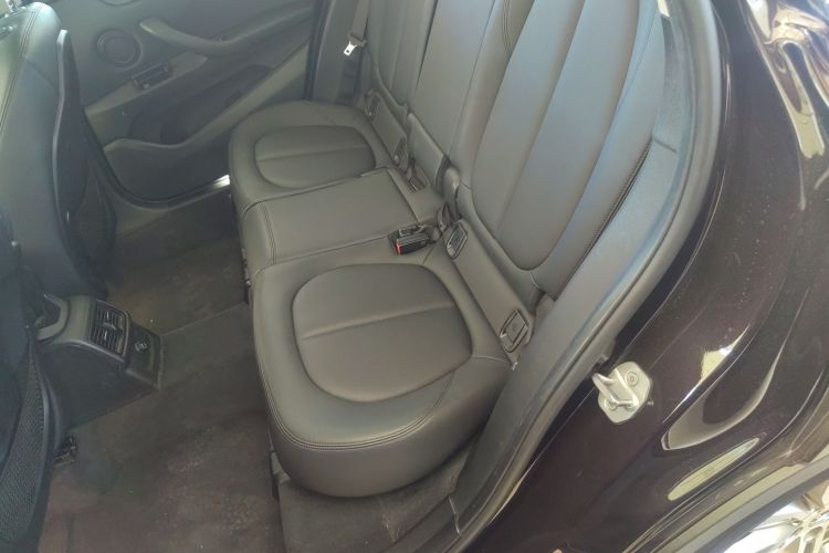 宝马X1 2018款 sDrive20Li 领先型中控内饰21