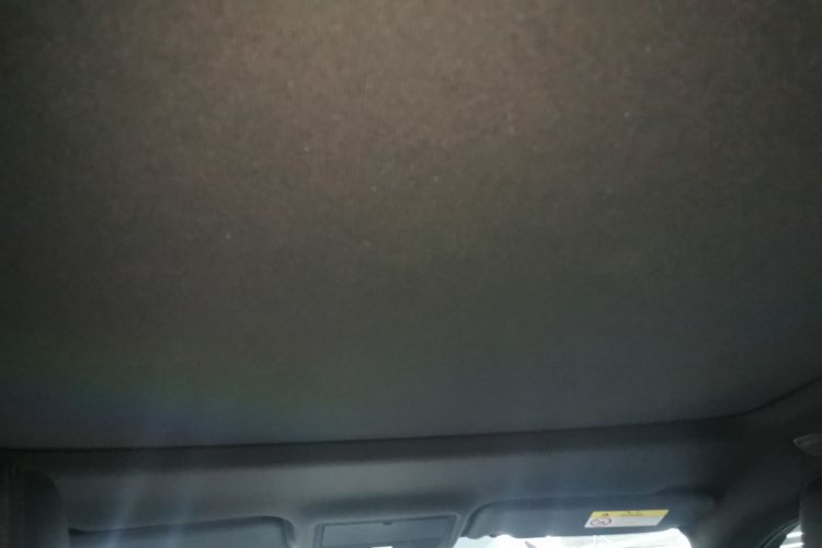 路虎 揽胜极光 2020款 249PS R-DYNAMIC S 运动版局部细节22