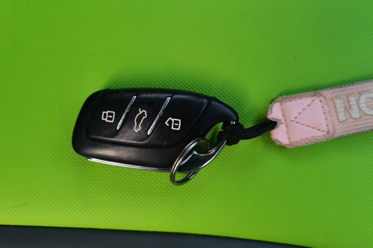 荣威 科莱威CLEVER 2021款 302km全能版中控内饰11