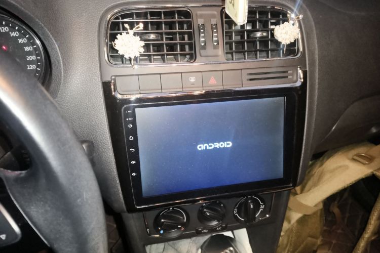 大众 Polo 2016款 1.6L 自动舒适型中控内饰16