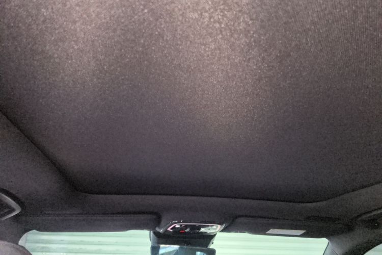 领克05 2020款 2.0TD 四驱劲Halo中控内饰22