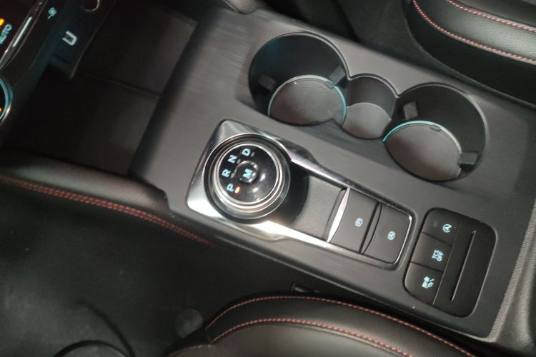 福特 福克斯 2020款 两厢 EcoBoost 180 自动ST Line局部细节18