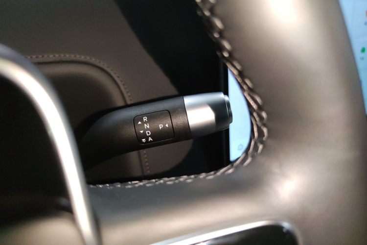 理想汽车 理想L9 2024款 Ultra中控内饰18