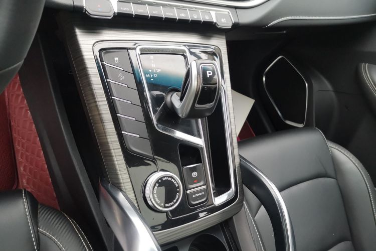 吉利汽车 博越 2020款 1.8TD DCT智联PRO局部细节18