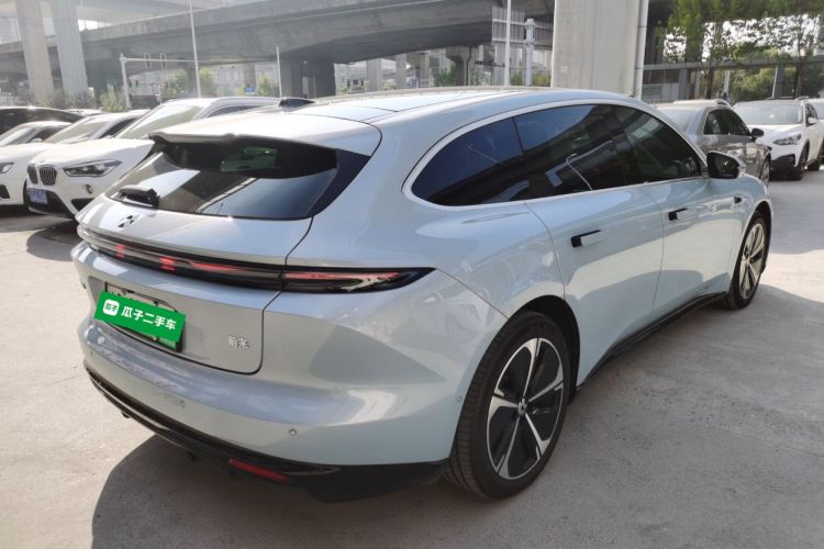 蔚来ET5T 2025款 75kWh Touring车身外观7