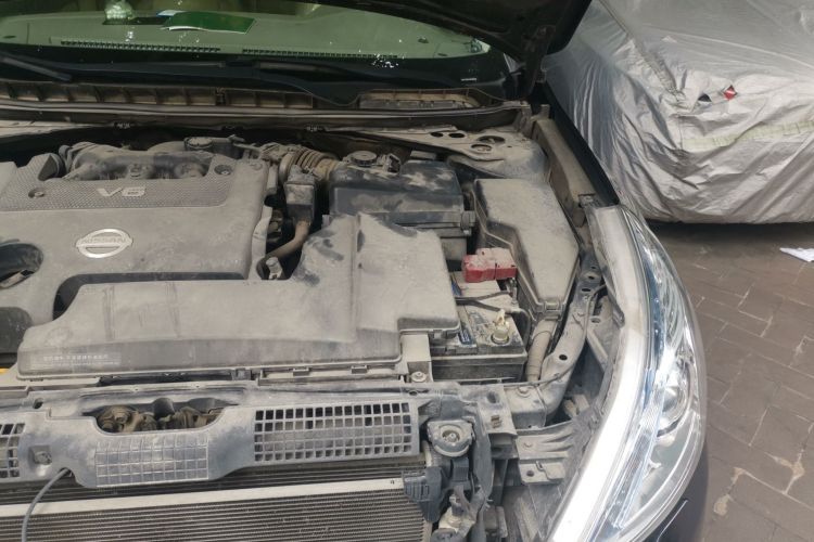 日产 天籁 2011款 公爵 2.5L XV尊雅版局部细节9007